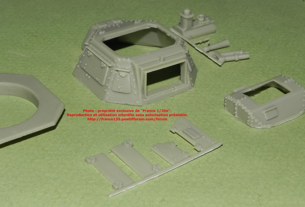 AMC P16 Mle 29. DES Kit, 1/35, ref 35126. Kit résine. P16DES1-35Ref35126-21