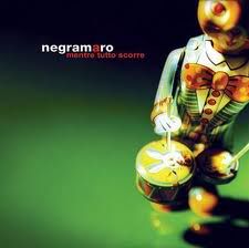 Negramaro - Mentre tutto scorre (2005) Negramaro-Mentretuttoscorre