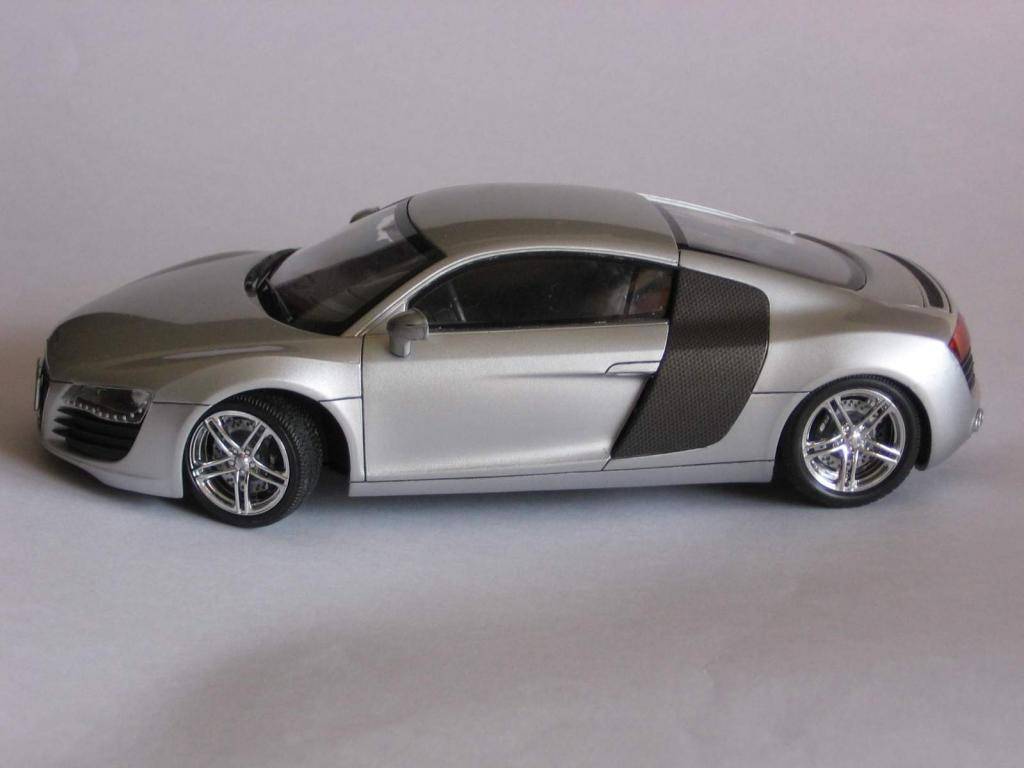 Audi R8 - Iron Man Audi-R8-004_zps9cc56116