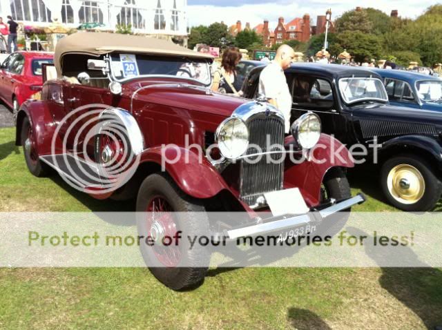 The Grand Old Timers Rally 2011, 29th August, CLUB STAND SIGN UP! IMG_1115