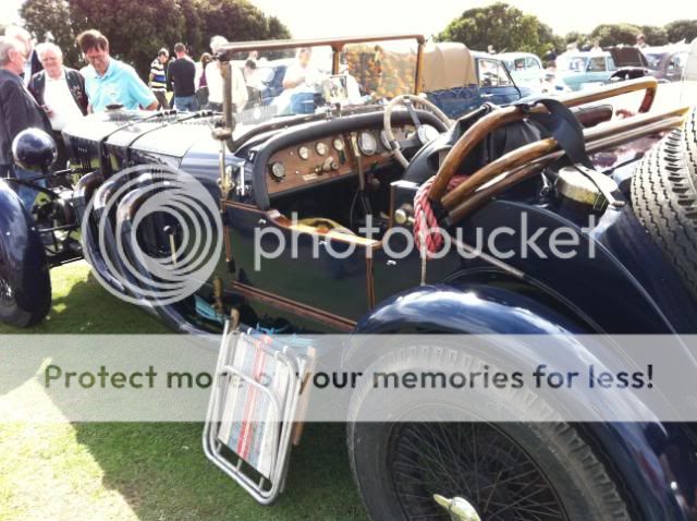 The Grand Old Timers Rally 2011, 29th August, CLUB STAND SIGN UP! IMG_1121