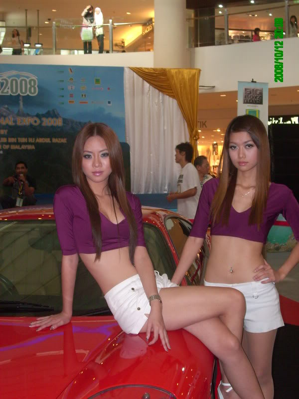 sHOW GIRLS aT big BOY toys 1BORNEO - Page 2 IMG_2591