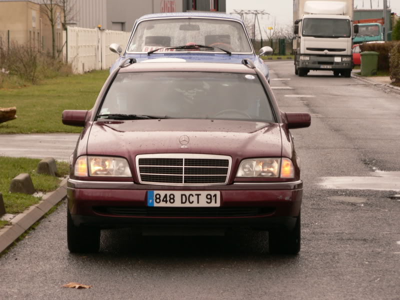 Petite remorque porte voiture P1070317