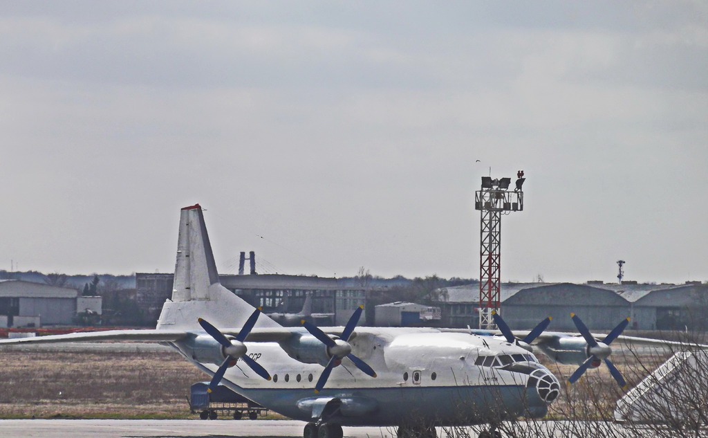 Aeroportul Bucuresti - Henri Coanda / Otopeni (OTP / LROP) - Februarie 2016  UR-CCCP_asta_zps8fukcxwl