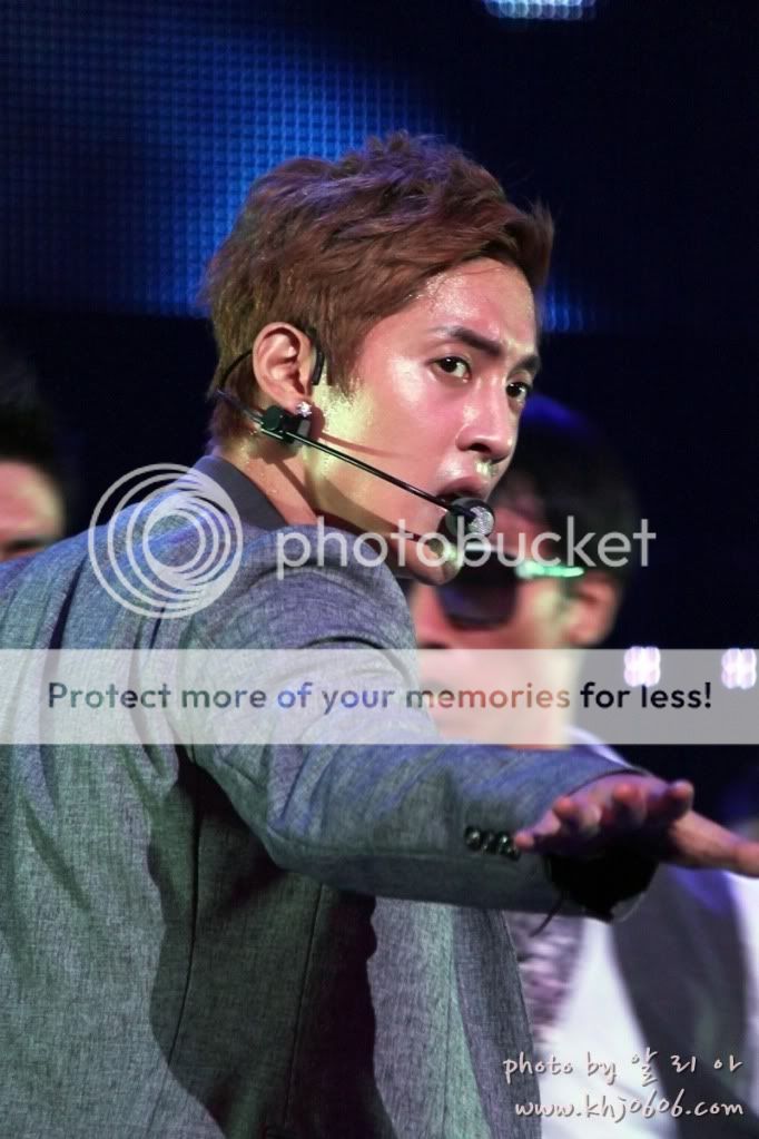 [HJL] ‘Break Down’ showcase, Odaiba Event, Love-1 Festival [29/30.07.11] A50ecd0f5f54c9840afa934b