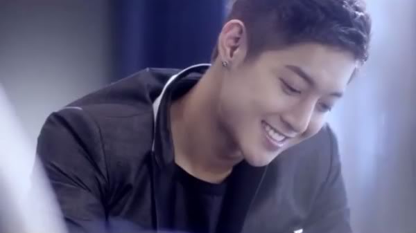 [news] Kim Hyun Joong lanza el teaser de ‘Please’ + Canal oficial de Youtube 20110526_hyunjoong_1-600x337