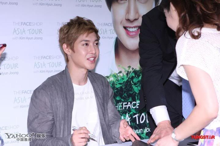 [HJL] TFS Store & FanSigning en XiMenDing - Taiwan [16.08.11] (3)  293201_267848859908024_231614143531496_1166886_5908274_n