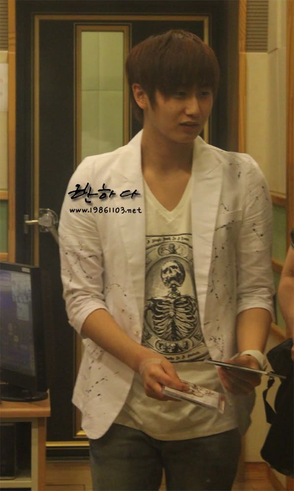 [YS] KBS Kiss the radio [27.05.11] 889b214d51736b10500ffef