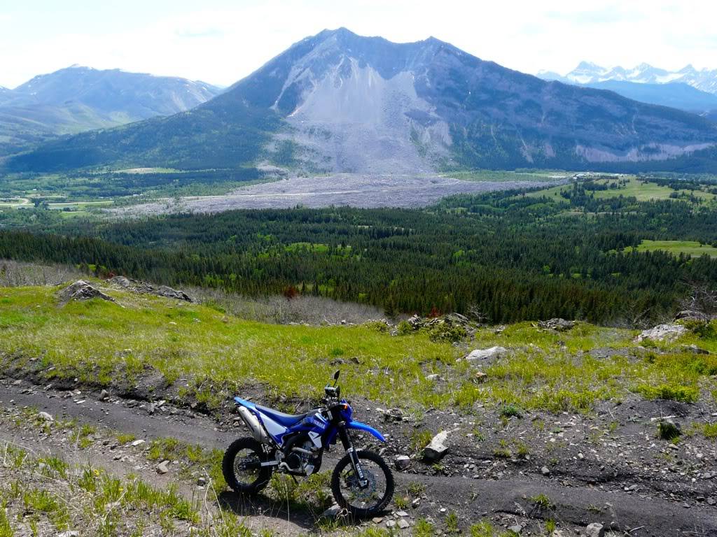 Crowsnest Pass Trail Ride 7ea31ef7