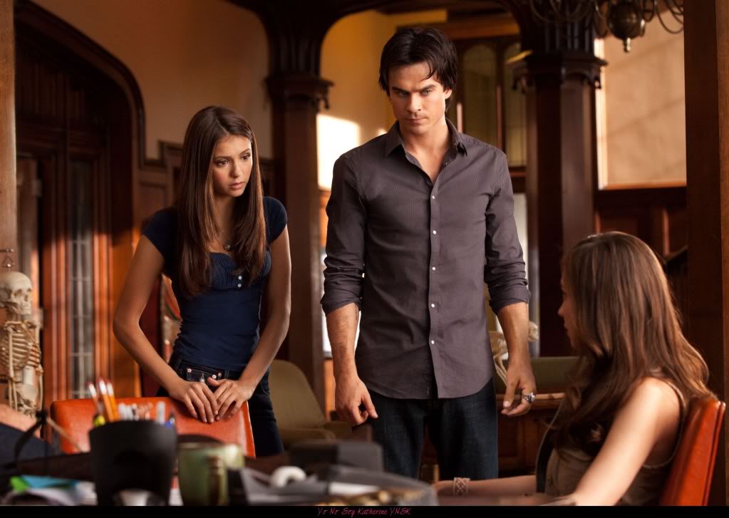 Galeria de Fotos y promocionales de la segunda temporada Vampire-diaries-season-2-bad-moon-rising-promo-pics-3