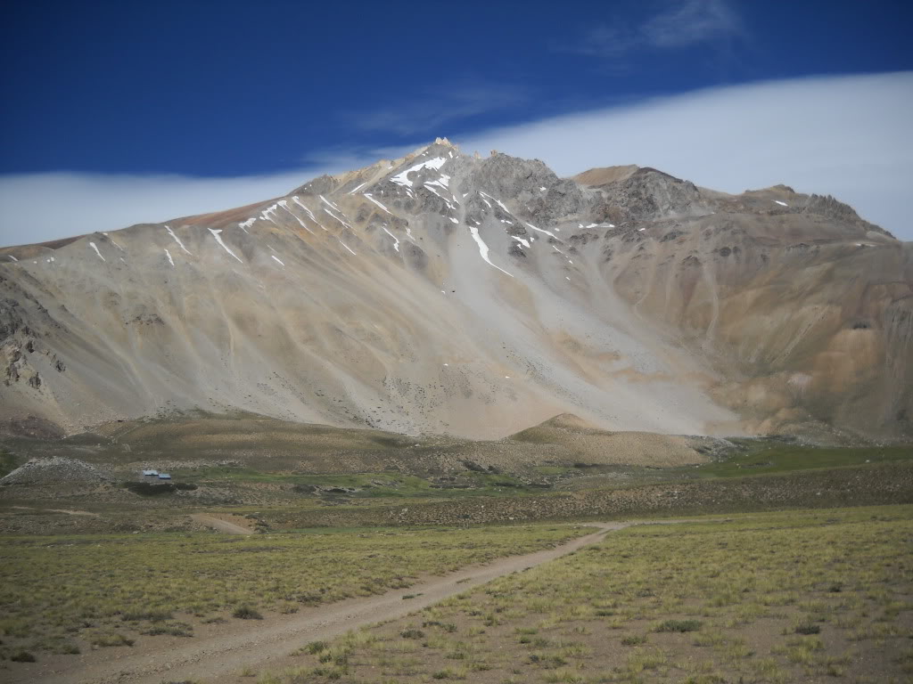 a ver si salen las fotos??, para que vean que amo mi profesión, o a los que les guste la montaña 20121209MalargueValleHermoso40-1