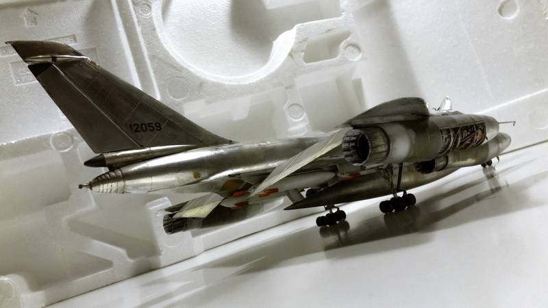 MWP Project  "Hustler" : Convair B-58 Monogram kit 1/48 scale model : Nuclear bomber of the "Cold War" 20150611_203800