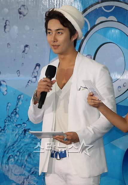 [HJB] Mnet 20s Choice Award (Blue Carpet) [07.07.11] 339990170