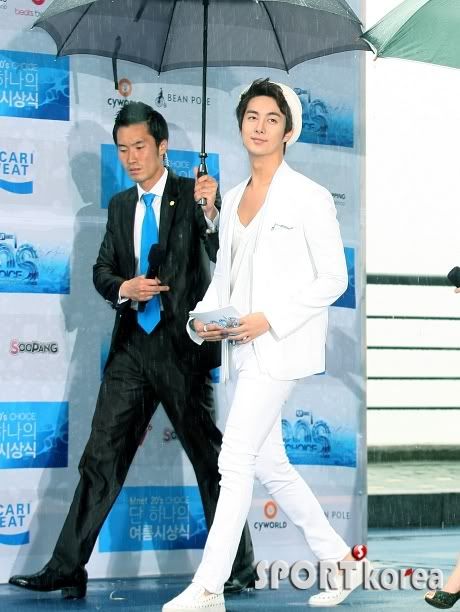 [HJB] Mnet 20s Choice Award (Blue Carpet) [07.07.11] 339990403