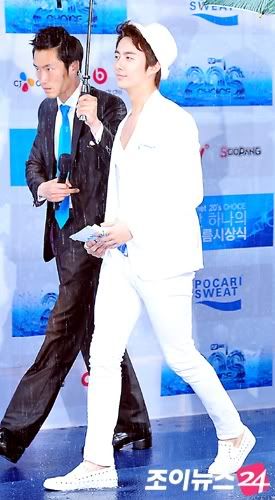 [HJB] Mnet 20s Choice Award (Blue Carpet) [07.07.11] 339990477
