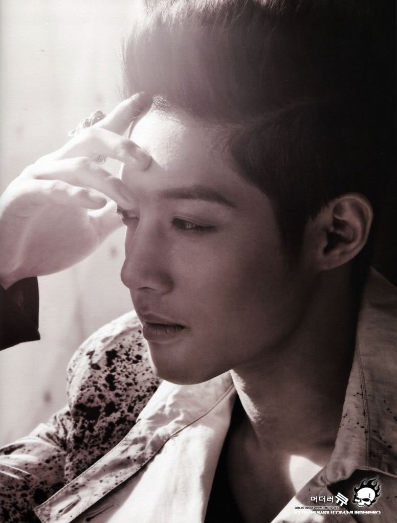 [scans] Hyun Joong – ‘Break Down’ Limited Edition Photobook (3) 5c1578c6aec38c330eb345c-1