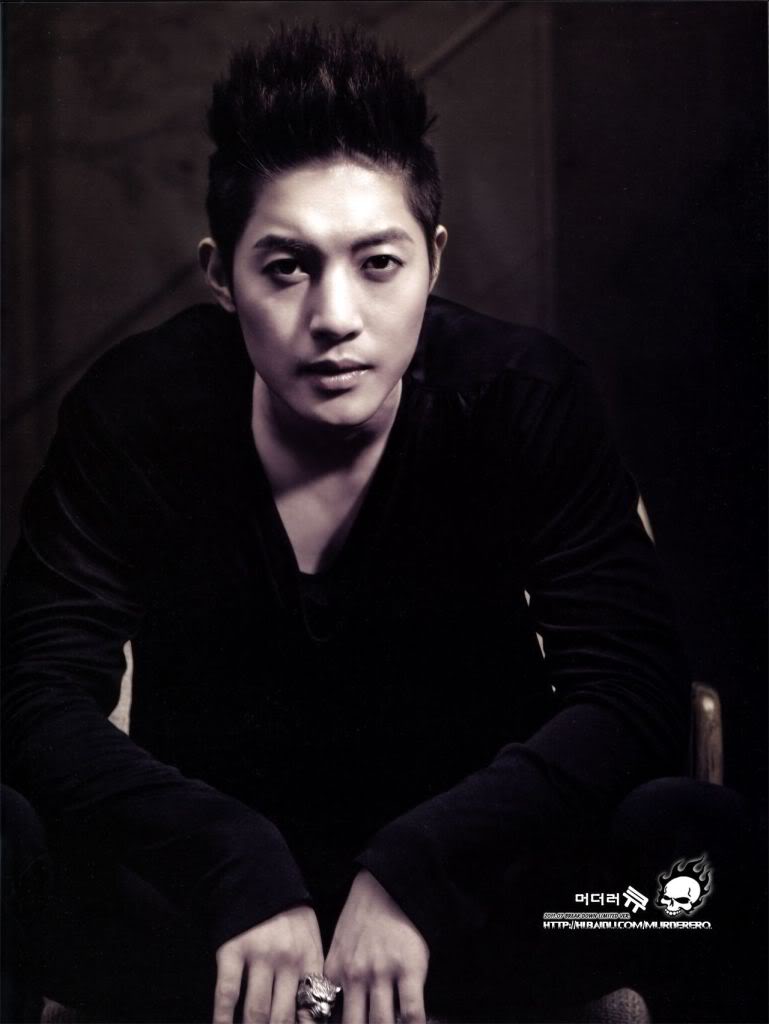 [scans] Hyun Joong – ‘Break Down’ Limited Edition Photobook (3) C00314187f6c70b2f6039ec-1