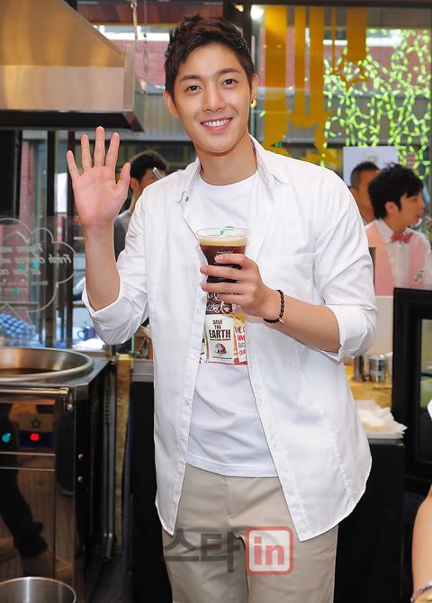 [HJL] HangTen Save the World Campaign [27.06.11] Fbaa4883a405e5f4a5c272f1