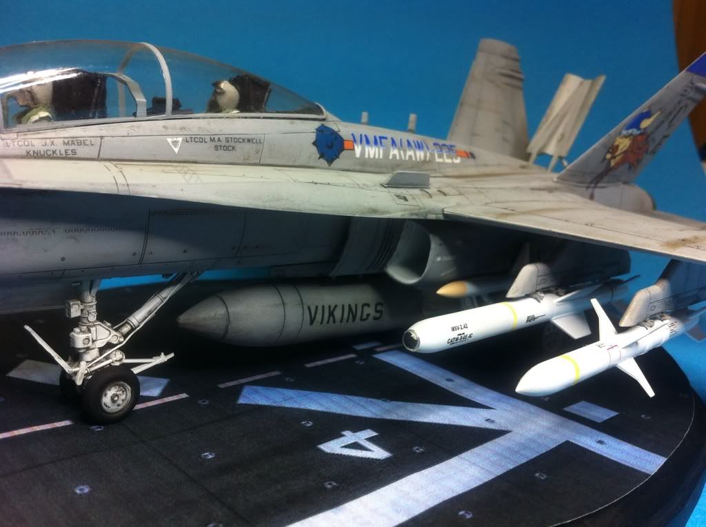 F-18D Hornet      1/48 HobbyBoss 8974b6eb