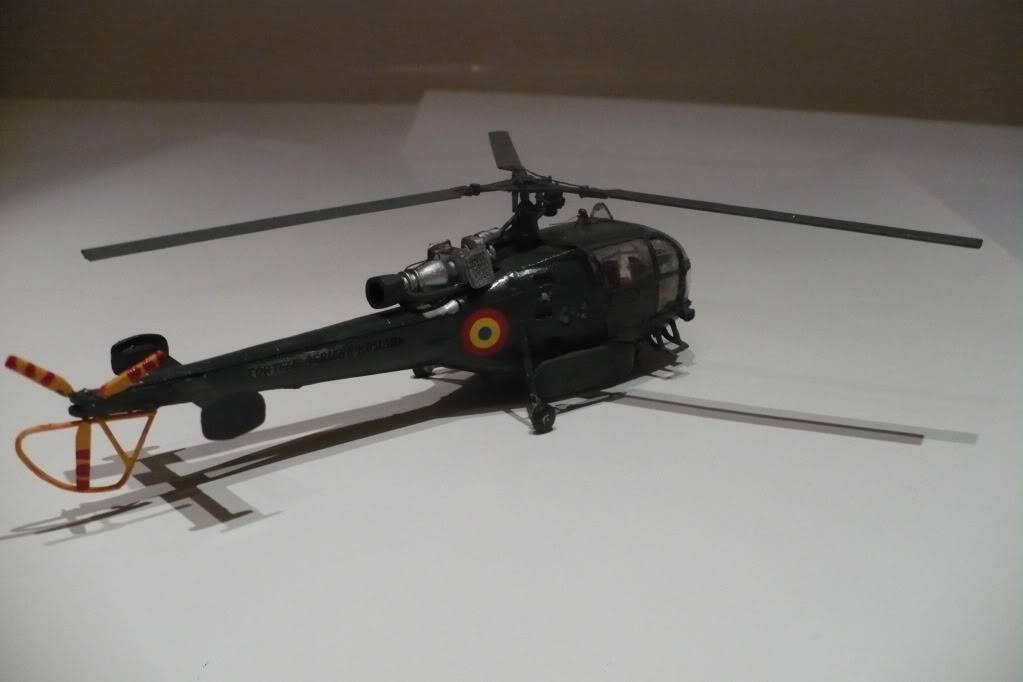 Heller 1/72 Alouette III Forces aériennes roumaines - version navale P1080363