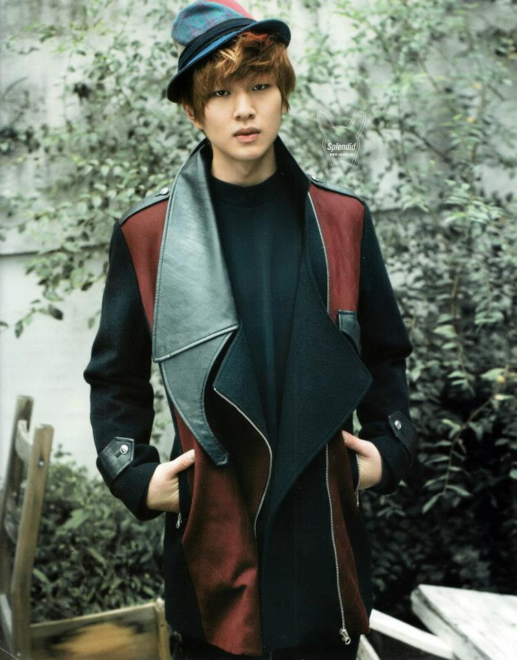 [IMG/200912] Onew para @ SINGLES Singles6_zpsf67510c9