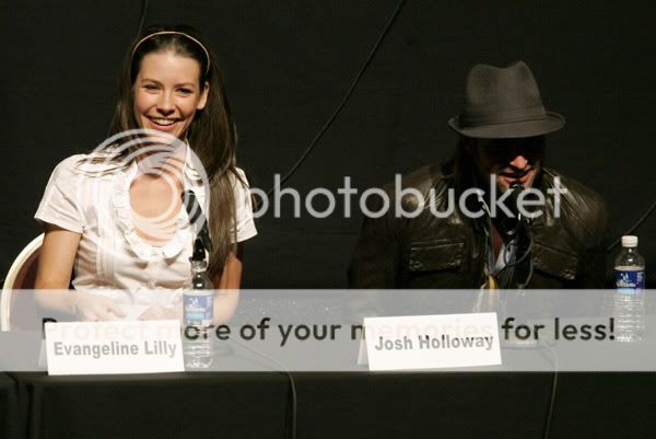 Le cast au panel academie de la tv 12216621114200775038AM