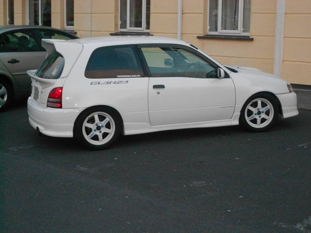 My 98 Glanza V optional extra build Midspoiler001