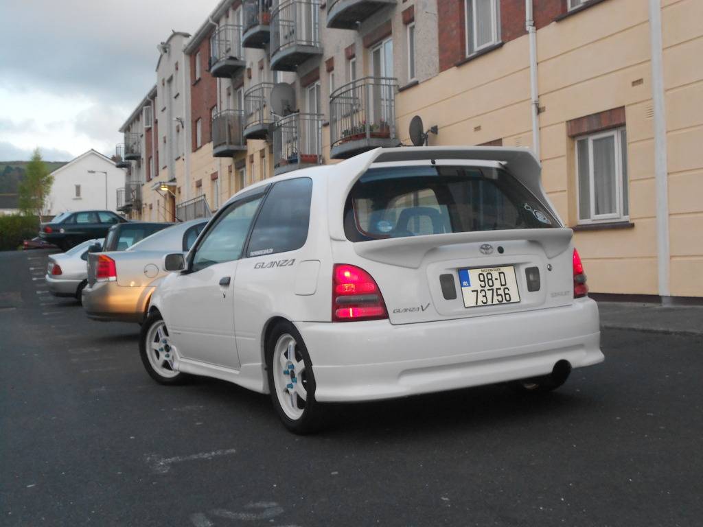 My 98 Glanza V optional extra build Midspoiler004