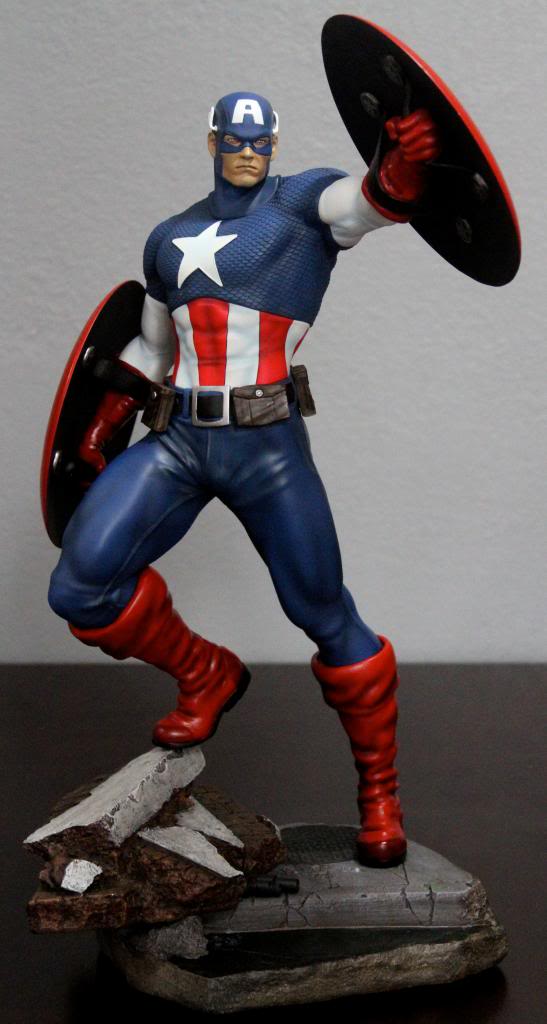 Premium Collectibles : Captain America - Comics Version IMG_4595_zps634d7e89