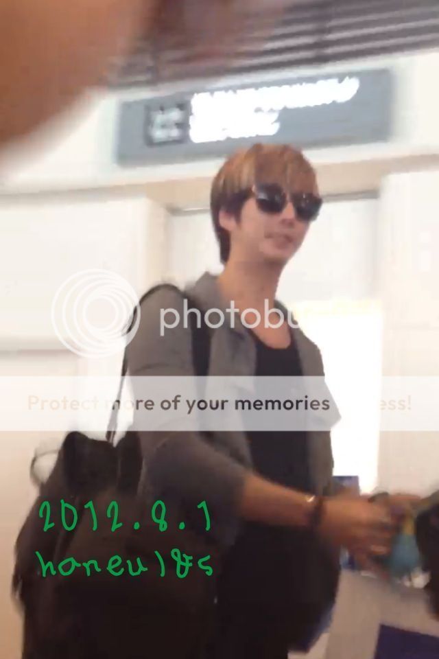 Kim Hyung Jun 2012 2nd Story in Japan ~ ZEPP Tour ~ 6b5ddb67gw1dvh1fj7dj9j