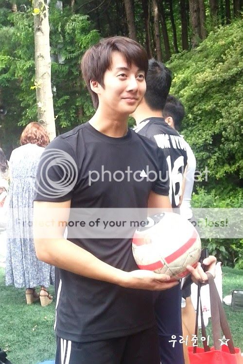 Футболистът Kim Hyung Jun от FC Avengers - Page 11 801170676