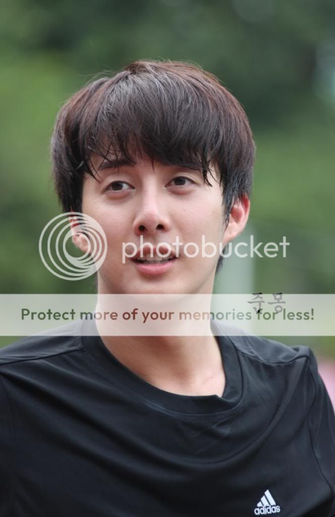 Футболистът Kim Hyung Jun от FC Avengers - Page 11 97845dee3d6d55fb33e6bcfb6c224f4a21a4dddb