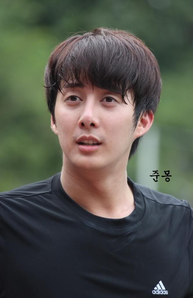 Футболистът Kim Hyung Jun от FC Avengers - Page 12 Cae70ed162d9f2d3255fee32a8ec8a136227ccb1