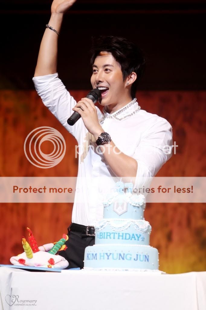 2013 Kim Hyung Jun Birthday party tour - Page 2 IMG_7376_3