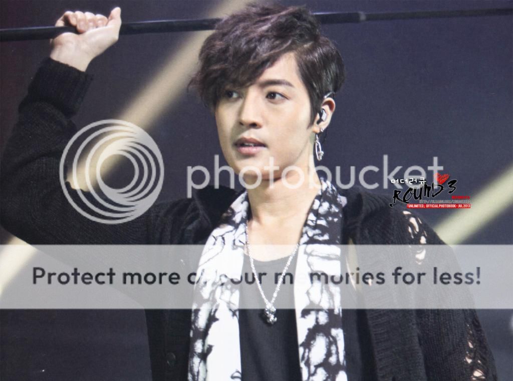 [2013]UNLIMITED Official Collection book "Just the way you are" 2013-07JUL-0UNLIMITEDFphotoBK-08d