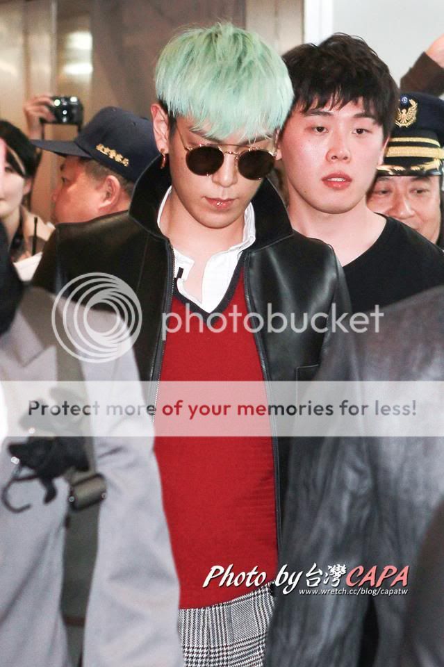 [Pics] Big Bang llegando a Taiwan BIGBANGTaiwan-58