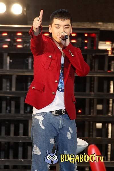 fotos - [Pics] Más Fotos de Big Bang en el Yamaha Concert en Tailandia BIGBANGYamahaThailandConcertbigbangupdates-4