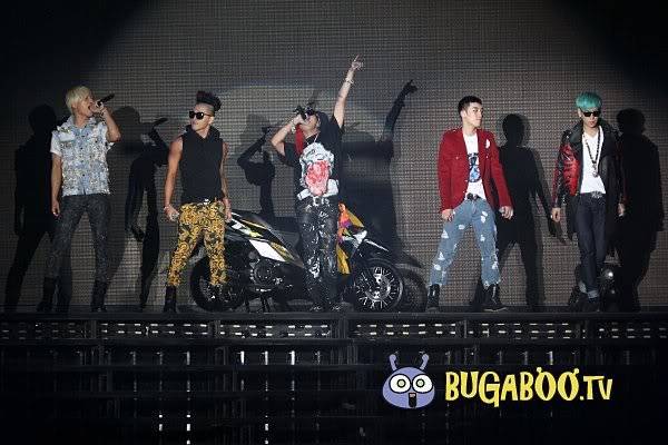 fotos - [Pics] Más Fotos de Big Bang en el Yamaha Concert en Tailandia BIGBANGYamahaThailandConcertbigbangupdates-8