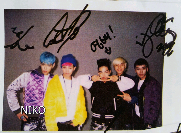 [Pics] Polaroids del Photoshoot Japones  Bb_polaroid_mag