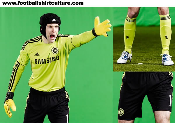 ¿Cuáles son las 3 mejores equipaciones que tuvo Chelsea en su historia? Chelsea-home-kit-2010-11-adidas-f1