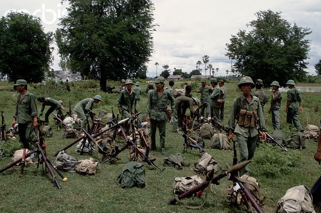 Những hình ảnh quen thuộc nhưng hiếm hoi về người lính tình nguyện trên chiến trường K K1989-1-1