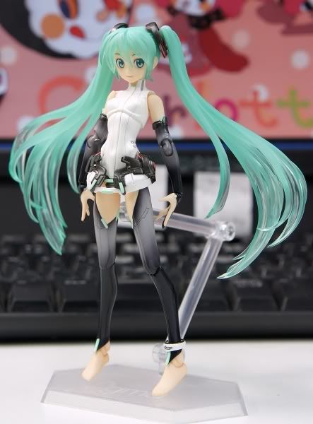 [Preview - Max Factory] figma Nº100 Miku Hatsune Append Version O0443060011090065097