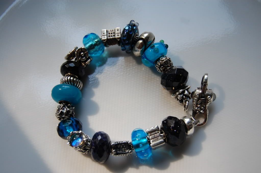 Blue and turquoise Beads313