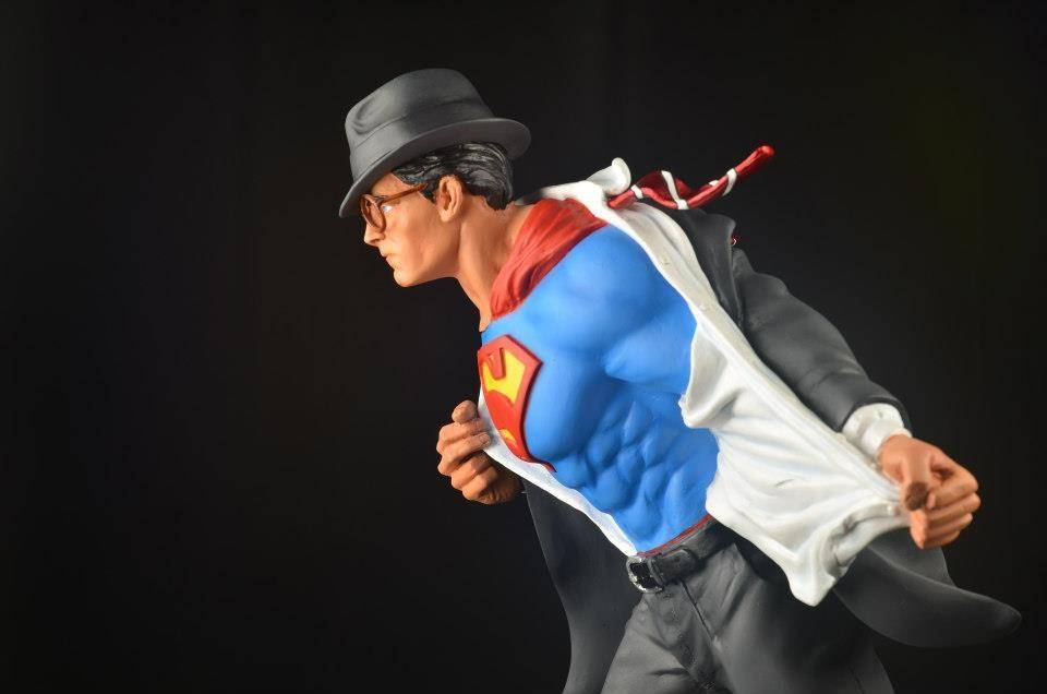 [Custom da Semana] Clark Kent Superman 1/4 scale | by xentric83 5a0236d94ad28ba03dea0da2e72431e9_zps9d834aee