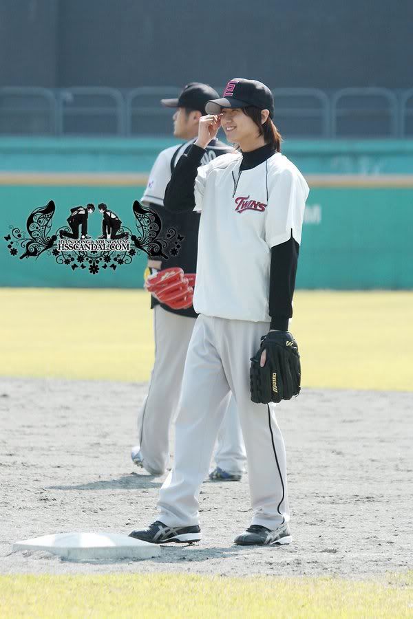 [YS] Jugando a beisbol (6) (6.10.10) 11