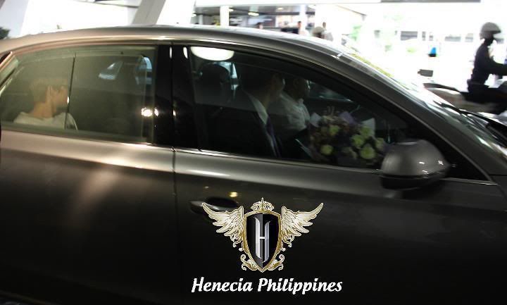 [HJL] Llegando a Filipinas 311254_273323462693897_231614143531496_1190525_8375840_n