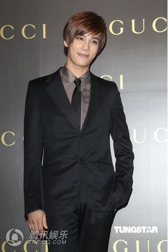 [news+foto] Park Jung Min en la Gucci 2011 Fashion Show en Taipei 3882453201