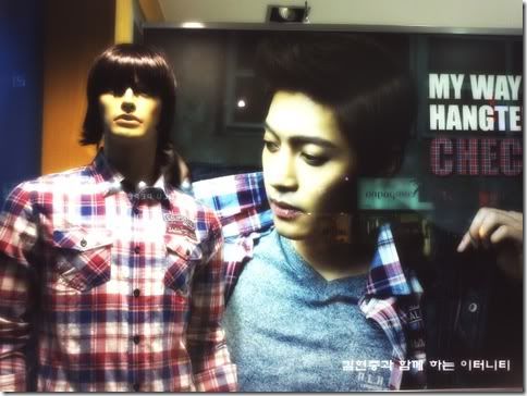 [random] Kim Hyun Joong - fotos en la tienda HangTen  HT24