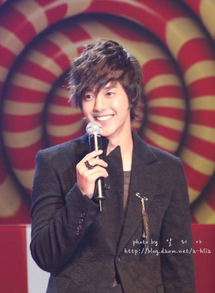 [HJL] Mischievous Kiss Finale Fanmeeting (6) 10D3911