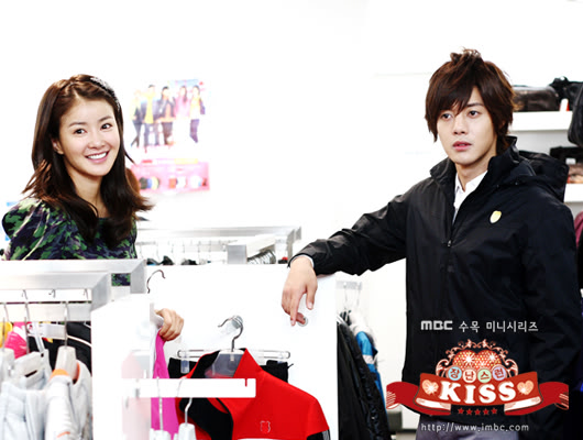 [HJL] Fotos oficiales de Playful Kiss + caps del EP.13 + scans del manga Fghfgh5667